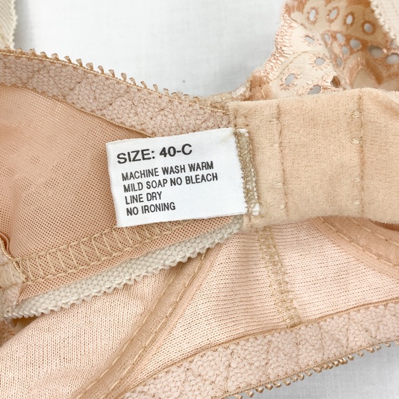 NWT vintage 90s eyelet and satin unlined bra - Picture 5 of 5